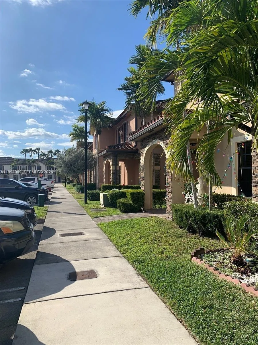 3551 W 89th Pl # 3551, Hialeah FL 33018