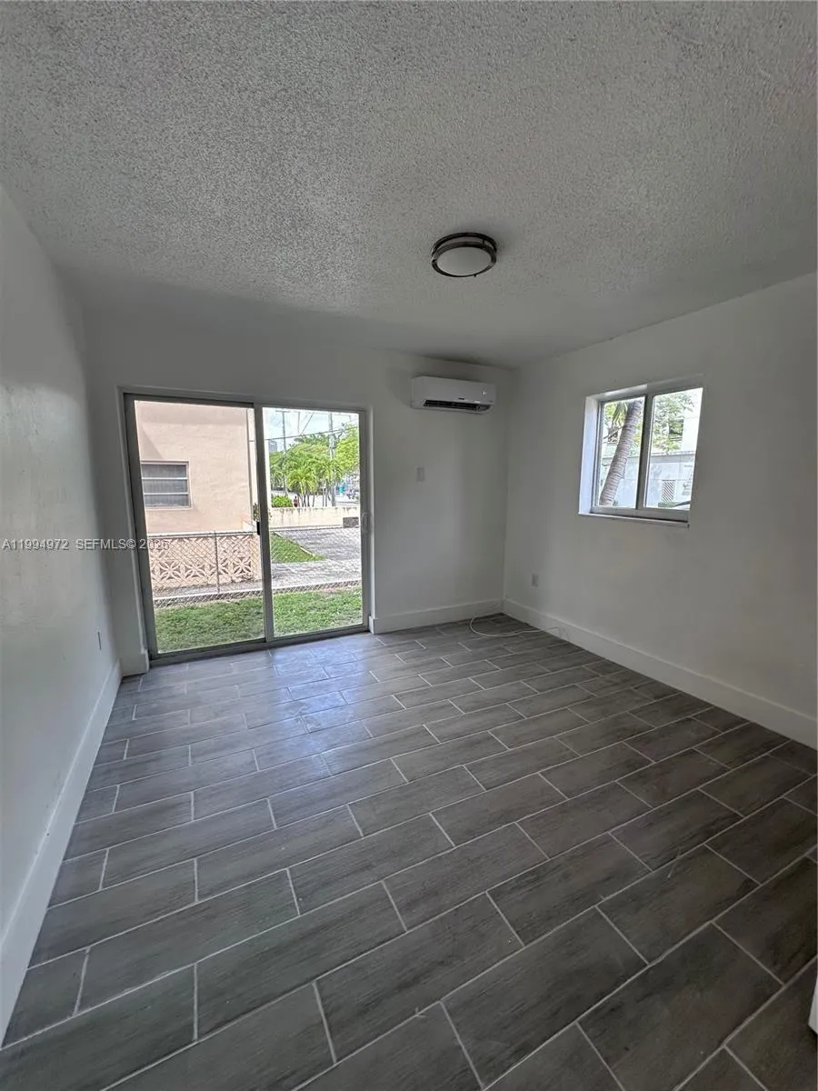 310 NW 16th Ave # 1, Miami FL 33125