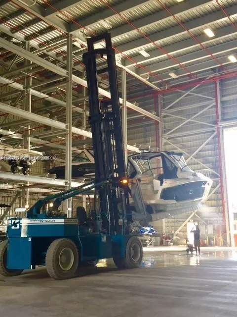 400 Sunny Isles Blvd, Sunny Isles Beach FL 33160