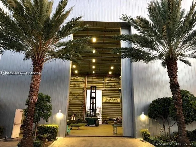 400 Sunny Isles Blvd, Sunny Isles Beach FL 33160