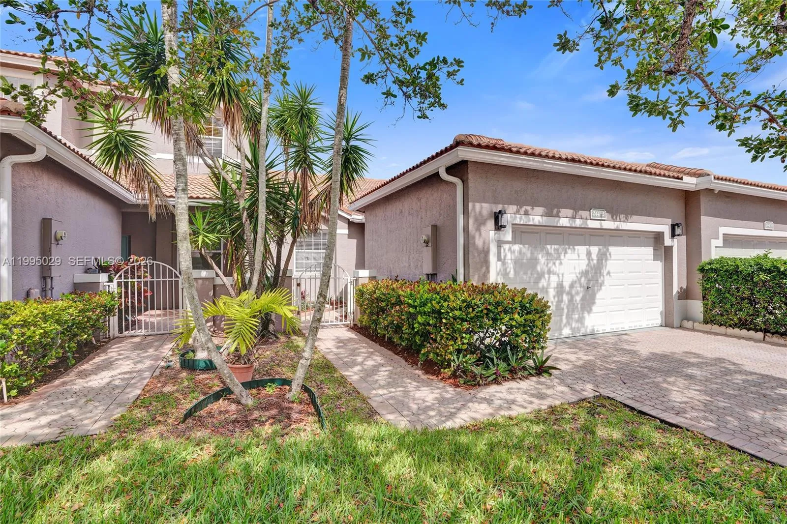 2441 E Aragon Blvd # 5, Sunrise FL 33313