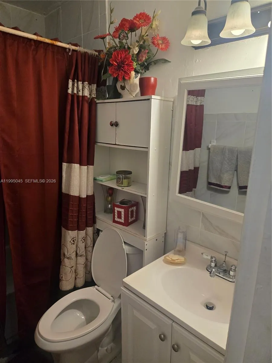 10425 SW 146th Ter, Miami FL 33176