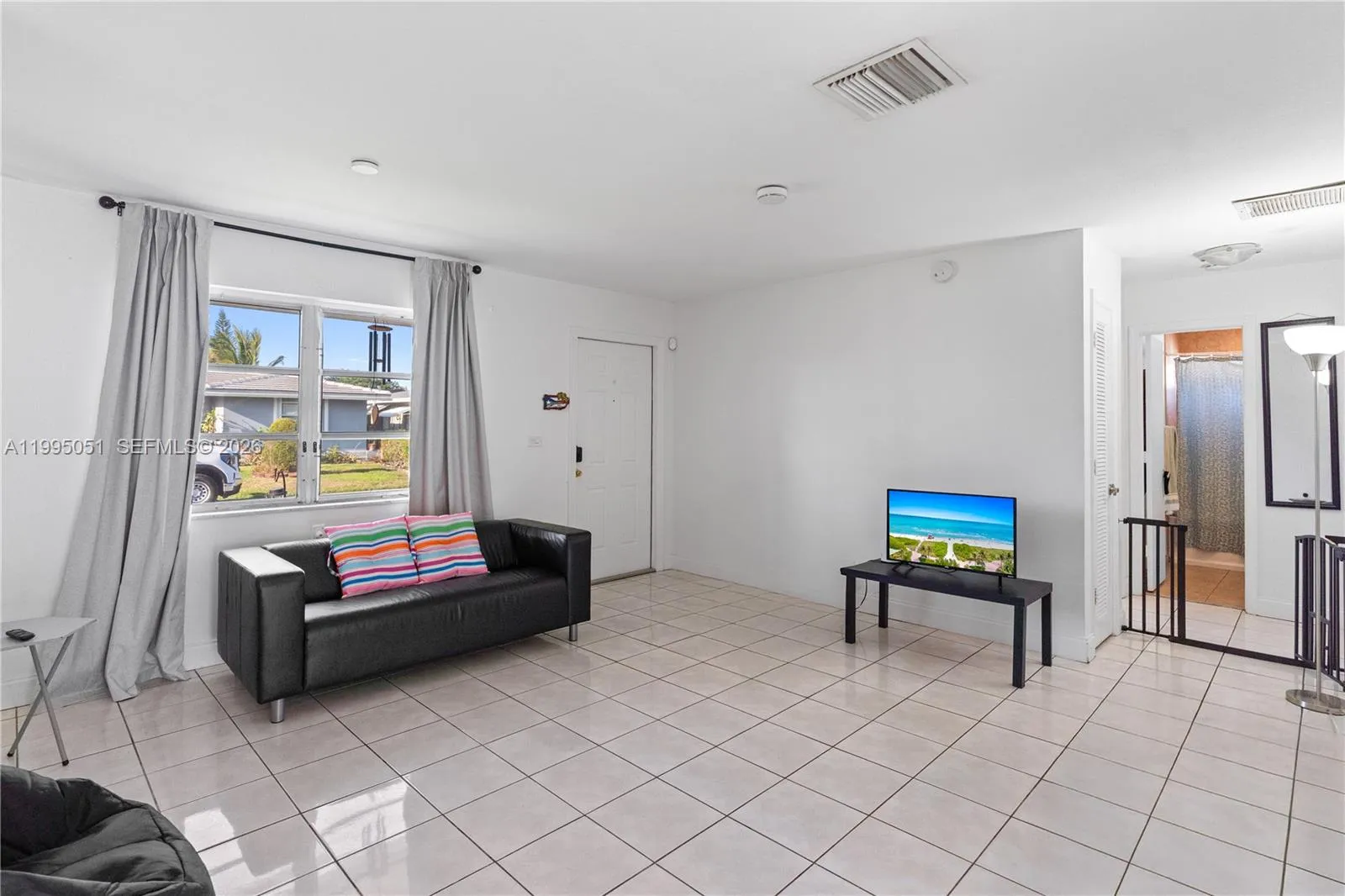 6802 NW 58th Ct, Tamarac FL 33321