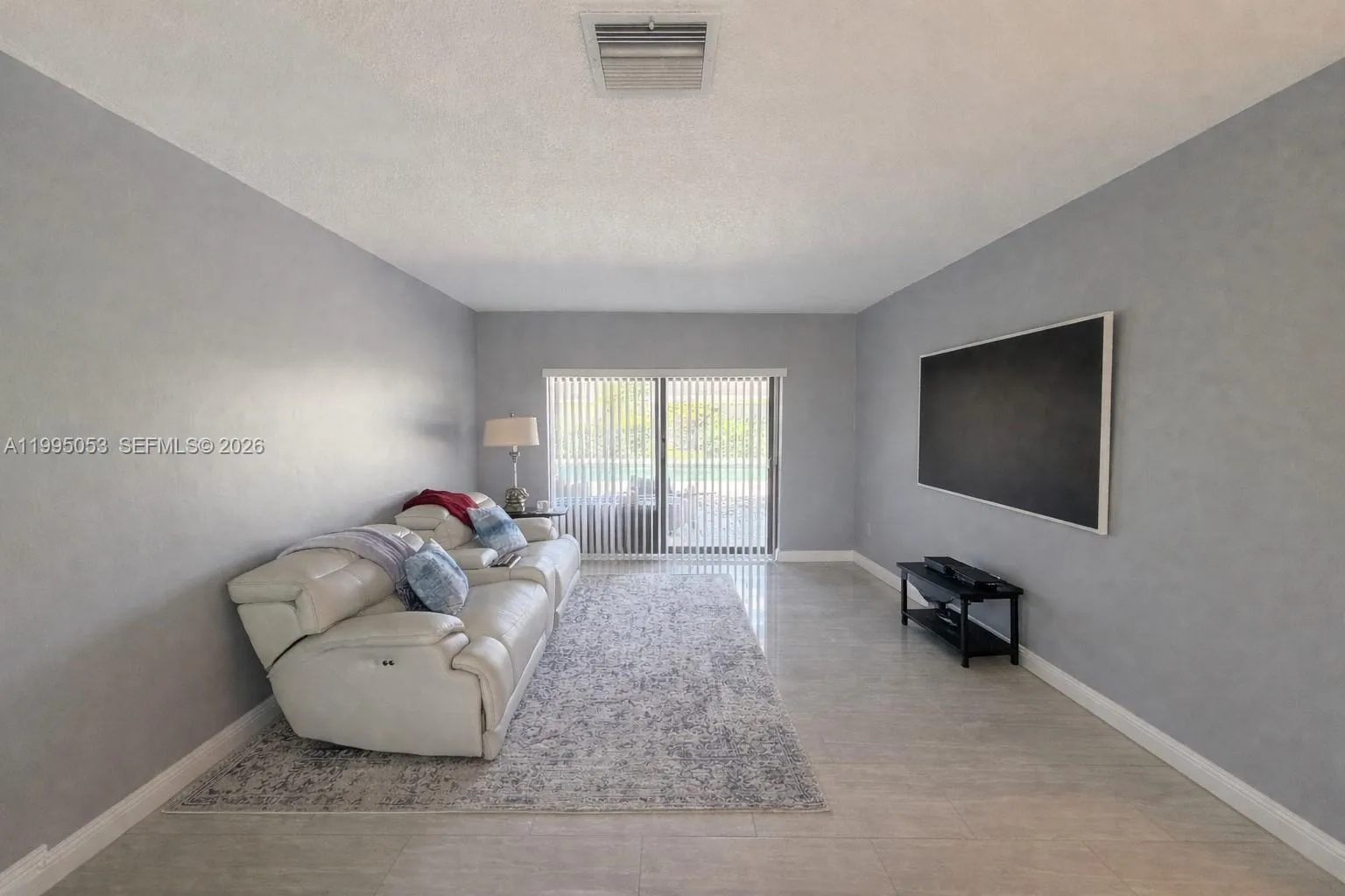 1341 NW 71st Ave, Plantation FL 33313