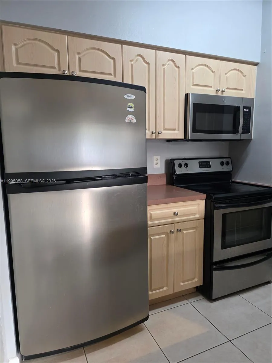 18316 NW 68th Ave # C, Hialeah FL 33015