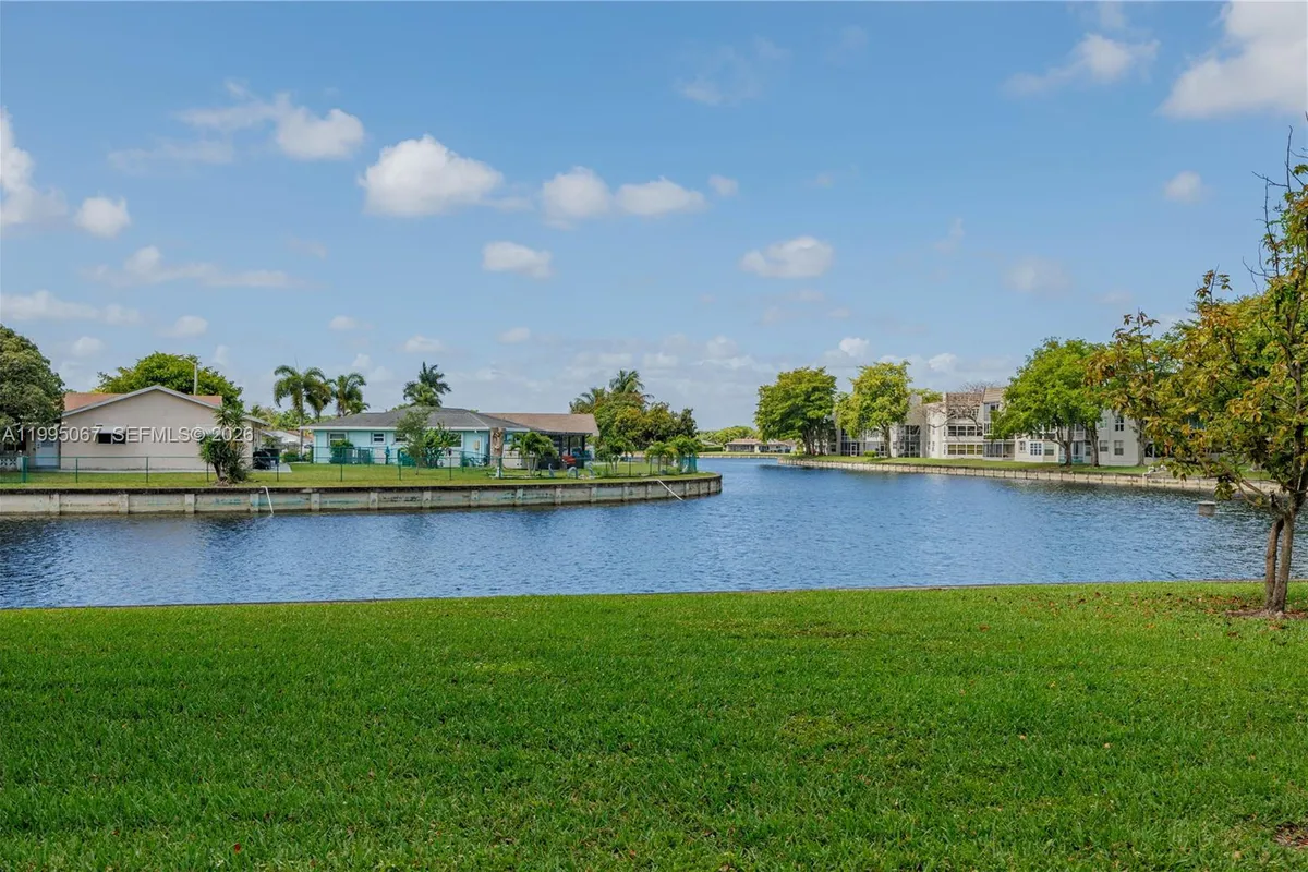 9150 Lime Bay Blvd # 110, Tamarac FL 33321