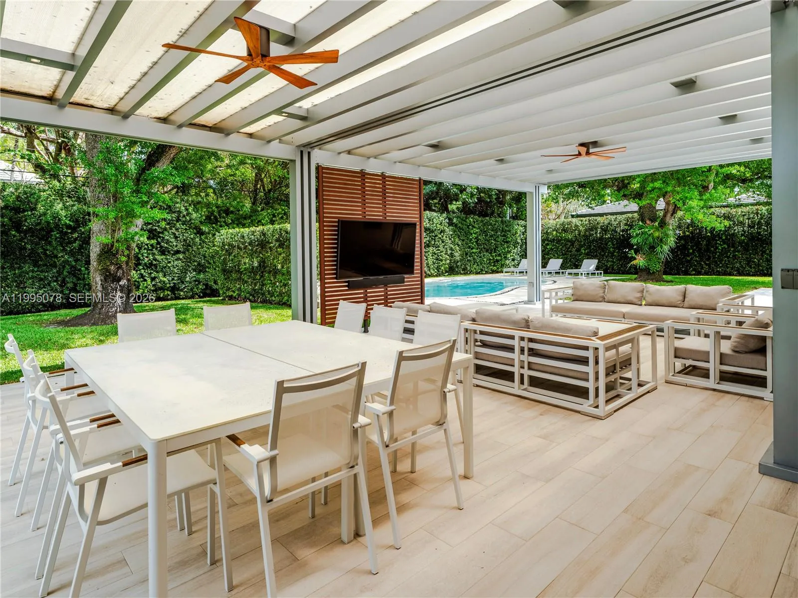 8525 SW 54th Ct, Miami FL 33143