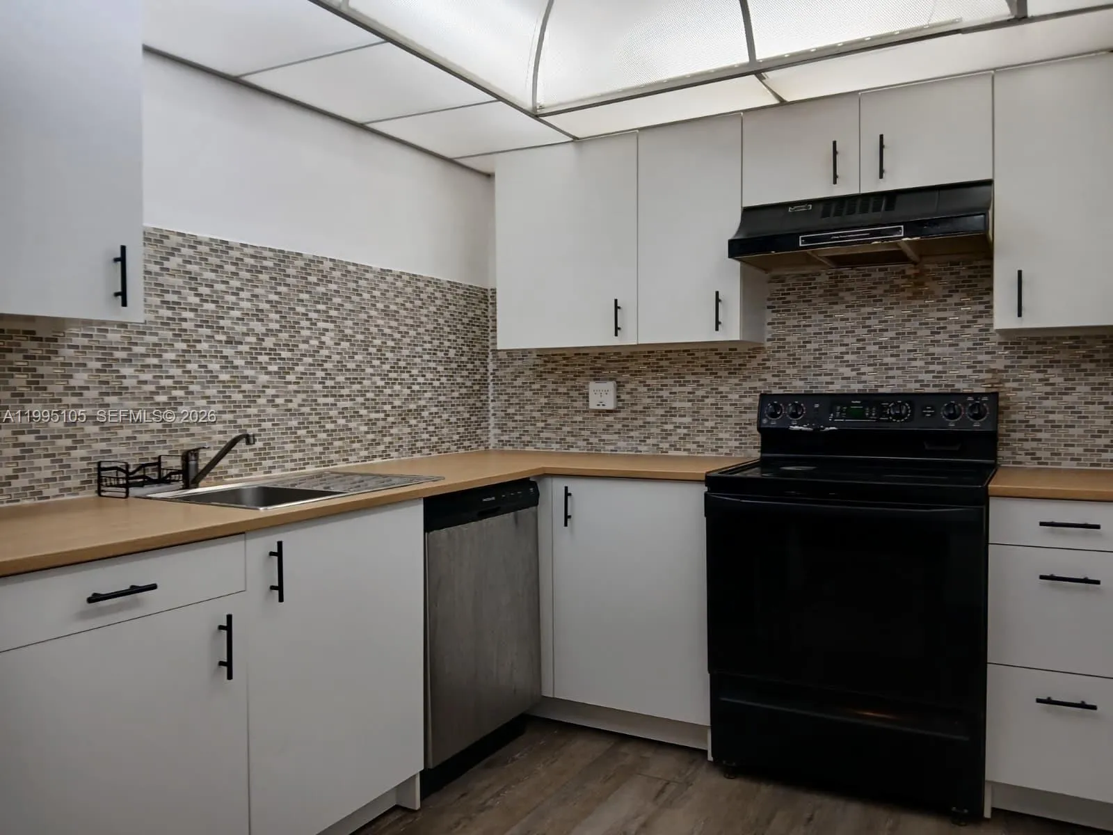 1300 Saint Charles Pl # 222, Pembroke Pines FL 33026