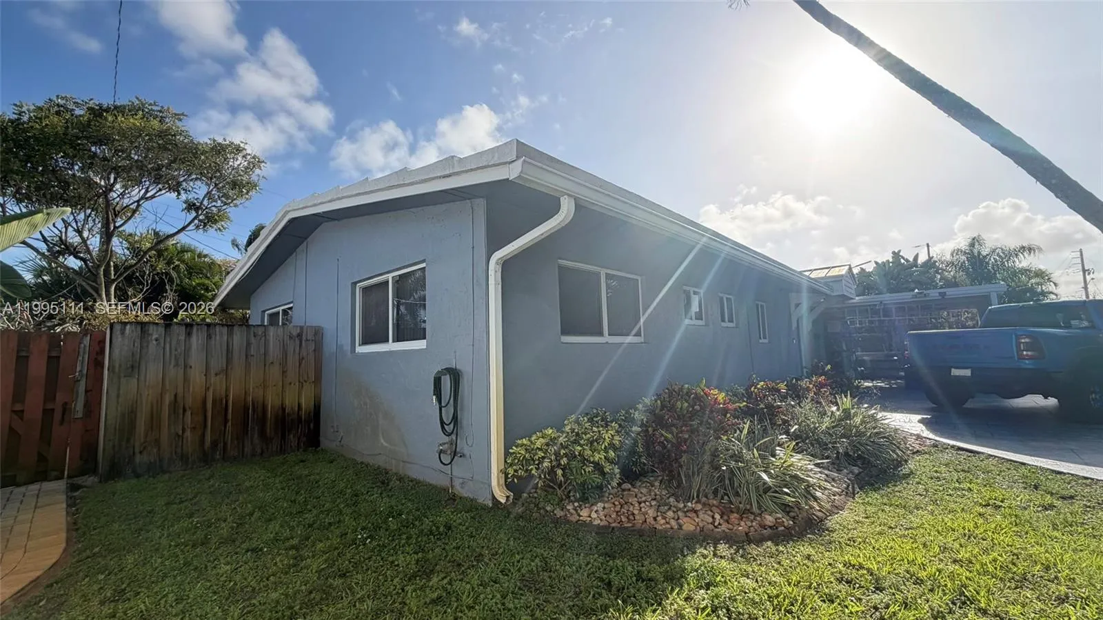 2320 NE 13th St, Pompano Beach FL 33062