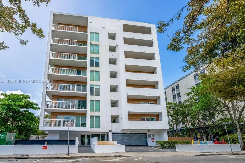 2 bedroom 1 bath for sale at 2740 SW 28th Ter # 705, Miami FL 33133