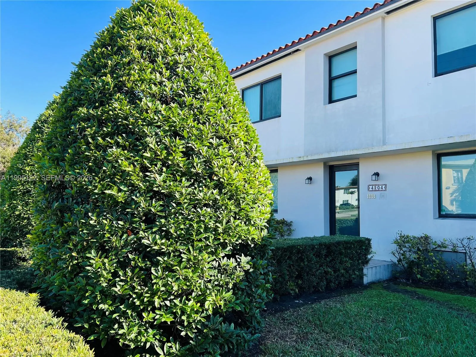 4203 SW 15 St # 2, Miami FL 33142