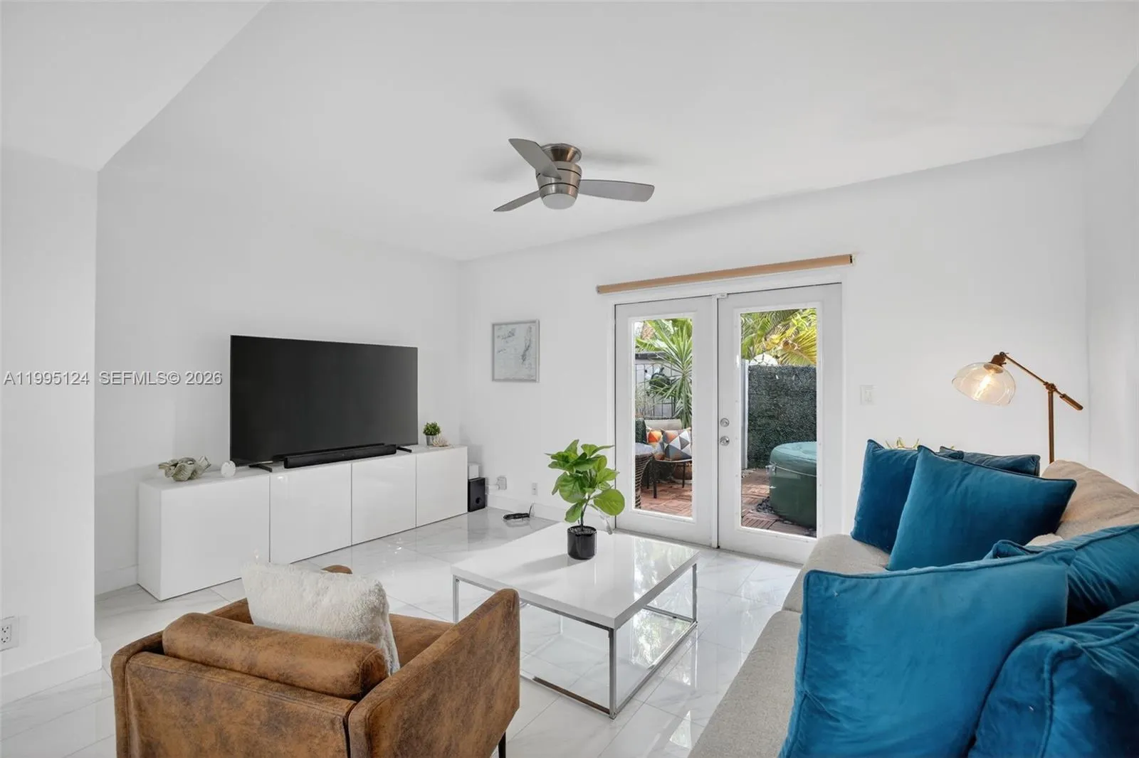 1953 NE 15th Ave # 1953, Fort Lauderdale FL 33305