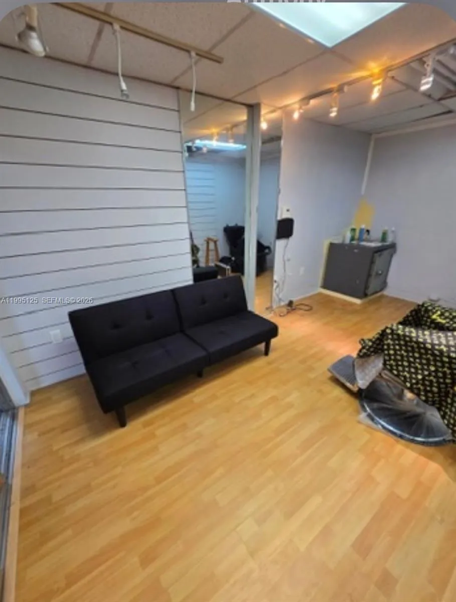 777 NW 72nd Ave # 2057, Miami FL 33126