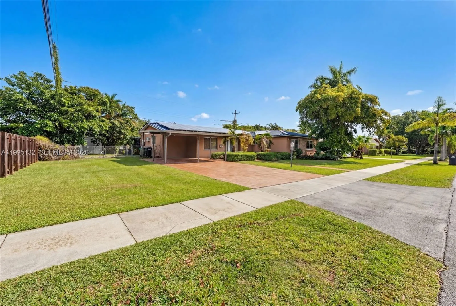 8805 SW 81st St, Miami FL 33173