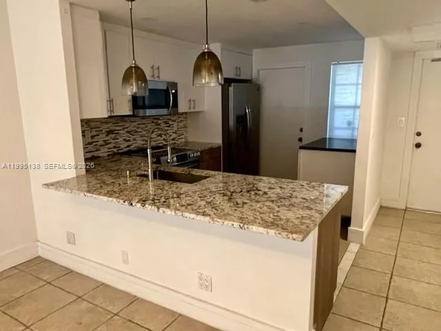 3010 N Course Dr # 104, Pompano Beach FL 33069