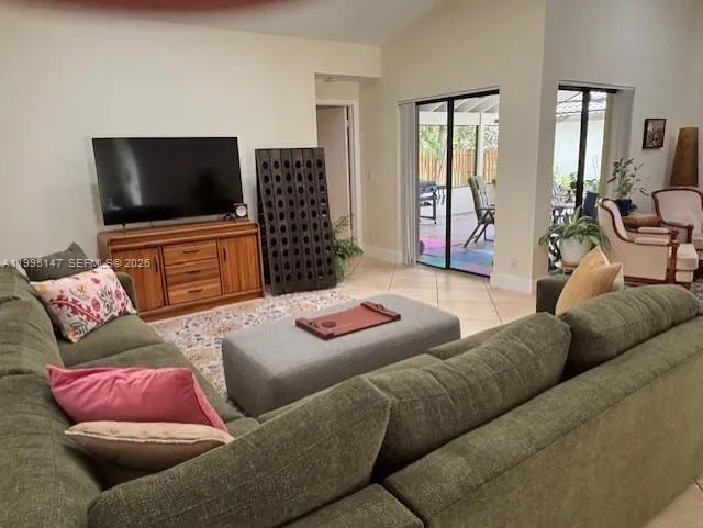 2158 Baton Rouge, Weston FL 33326