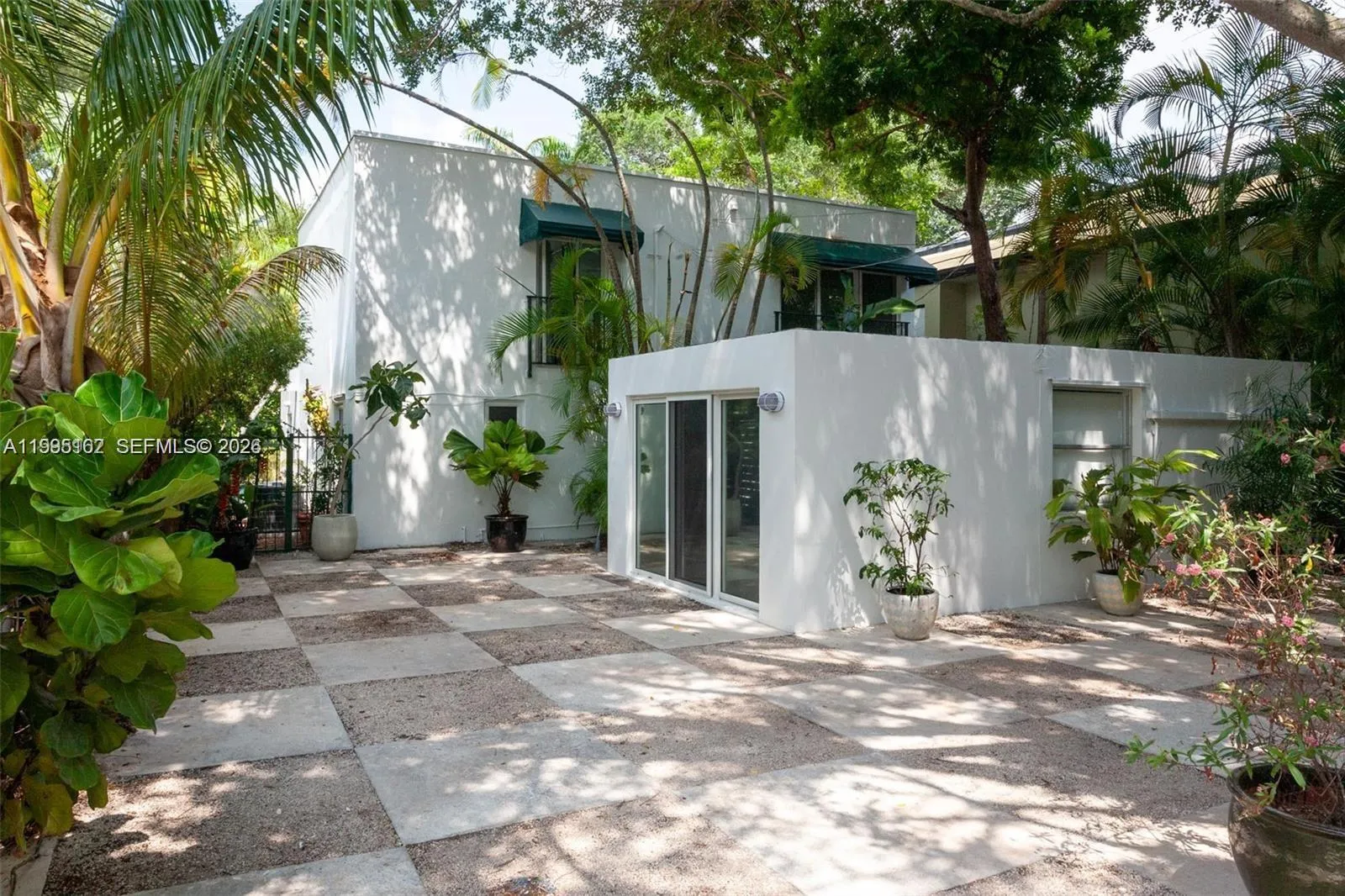 2848 SW 22nd Ave # 0, Miami FL 33133