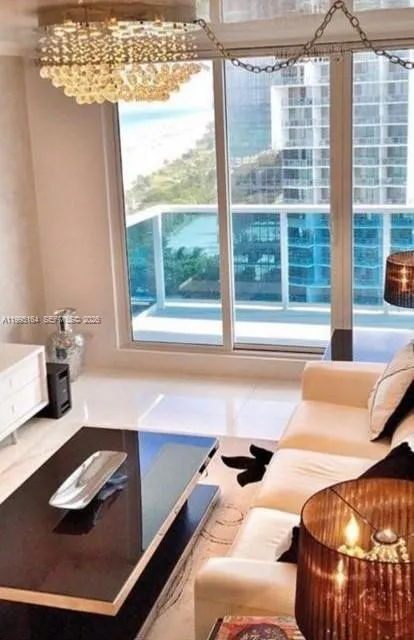 2301 Collins Ave # 1507, Miami Beach FL 33139
