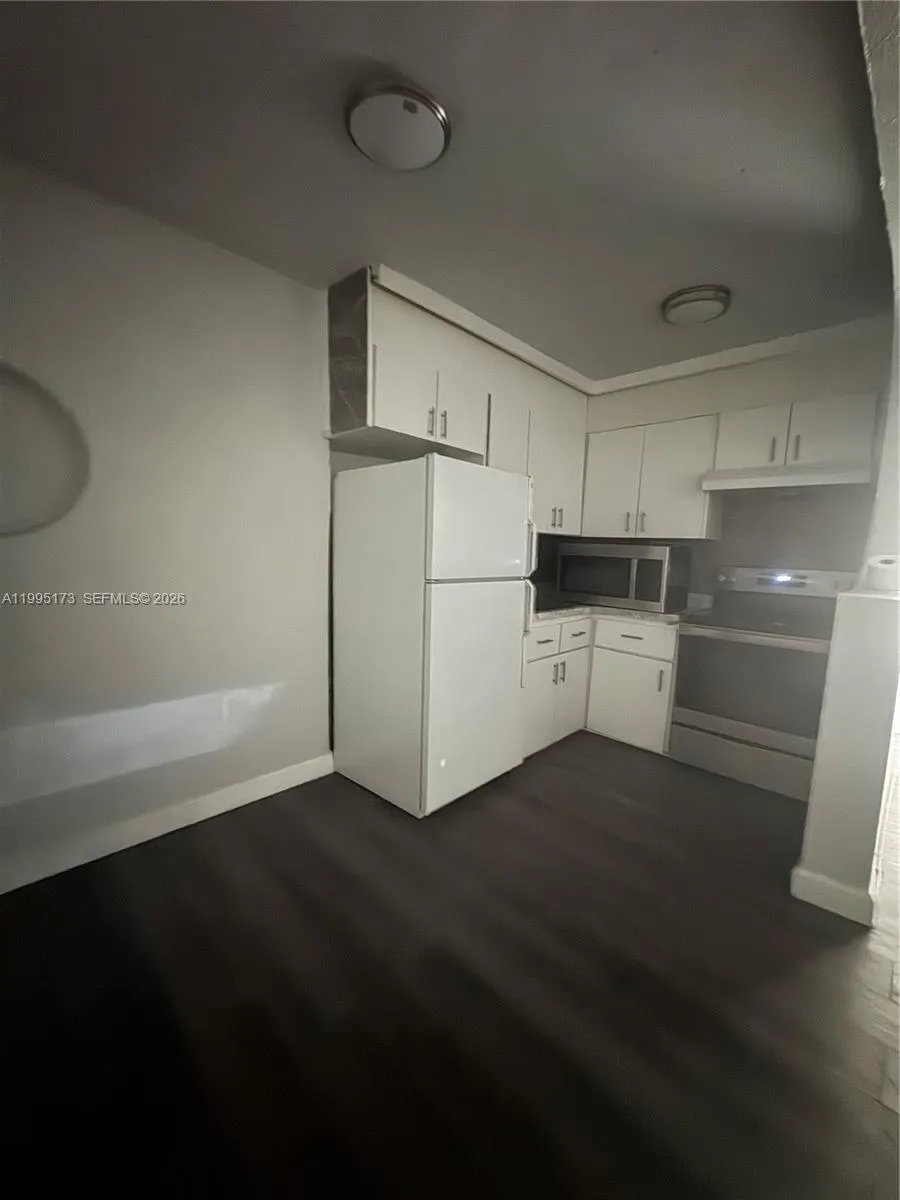 7802 NW 8th Ave # 4, Miami FL 33150