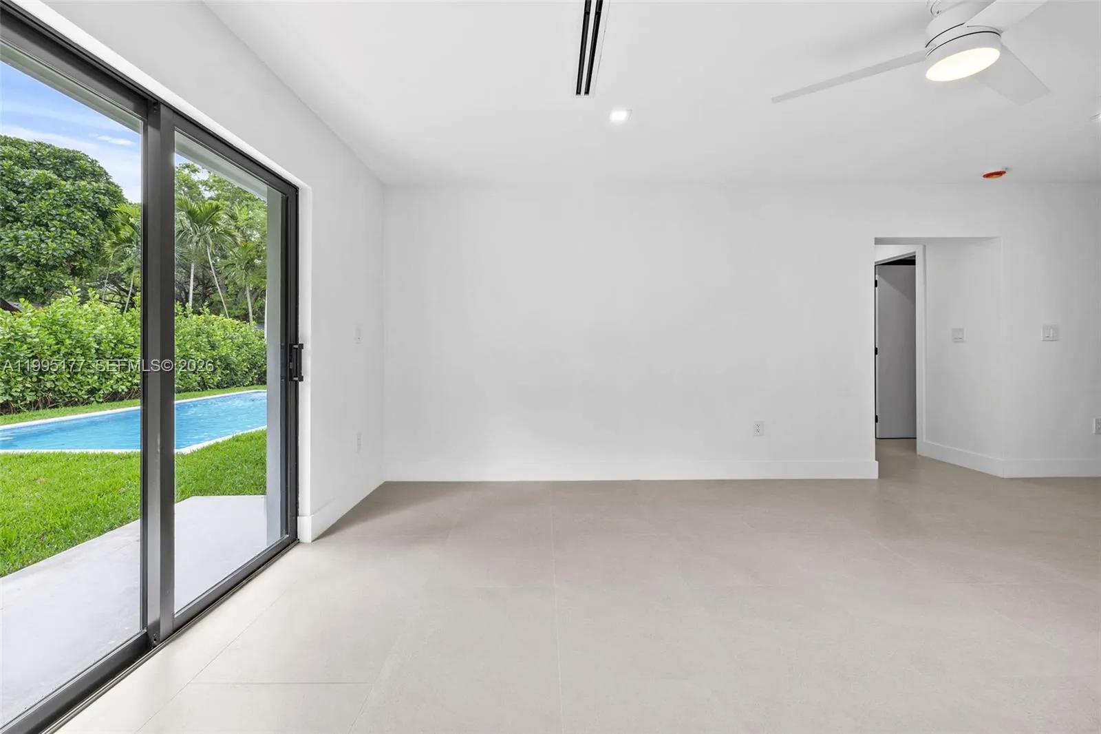 6091 SW 79th St, South Miami FL 33143