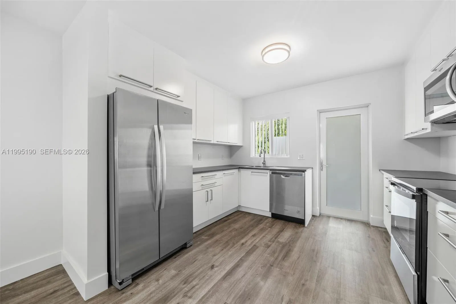 600 Layne Blvd # 126, Hallandale Beach FL 33009