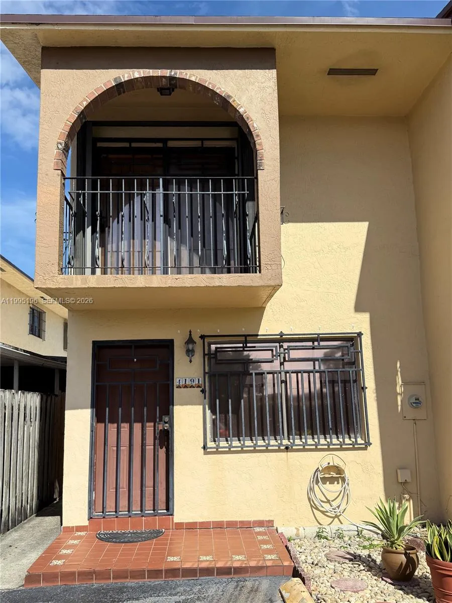 4191 W 18 Ave # 4191, Hialeah FL 33012