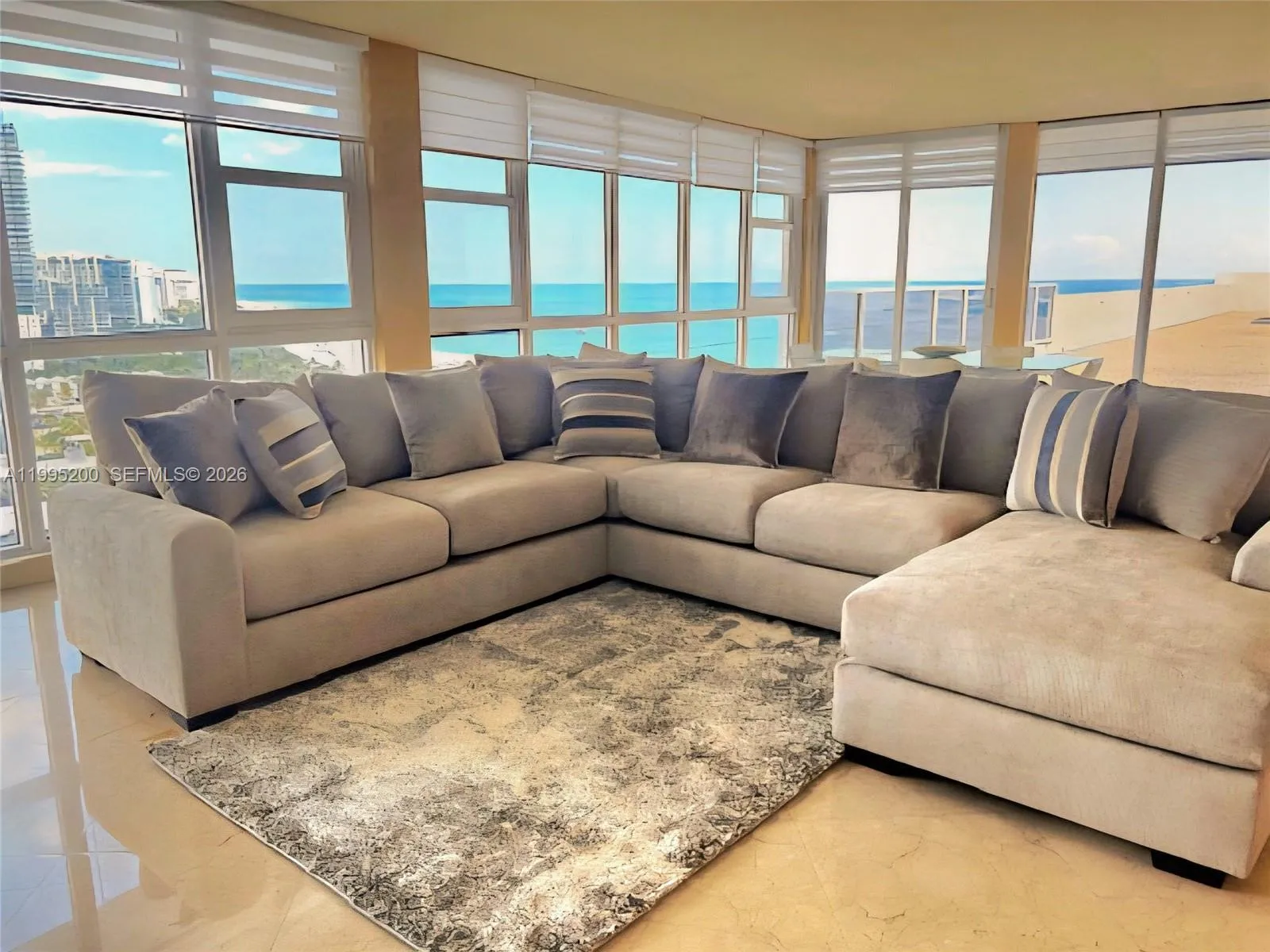 100 Lincoln Rd, Miami Beach FL 33139