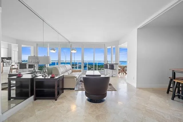 4779 Collins Ave # 3206, Miami Beach FL 33140