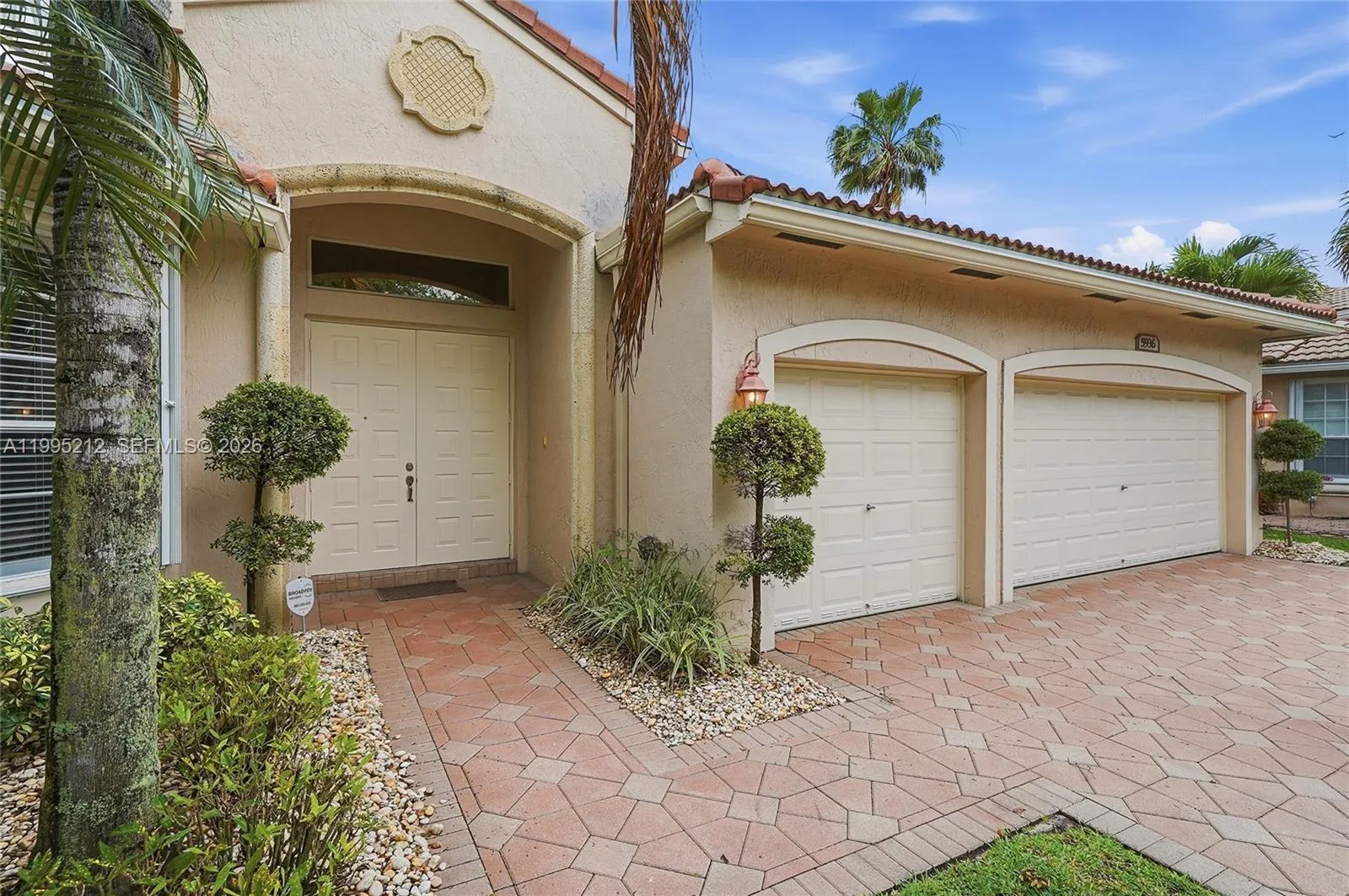 5936 NW 54th Cir, Coral Springs FL 33067