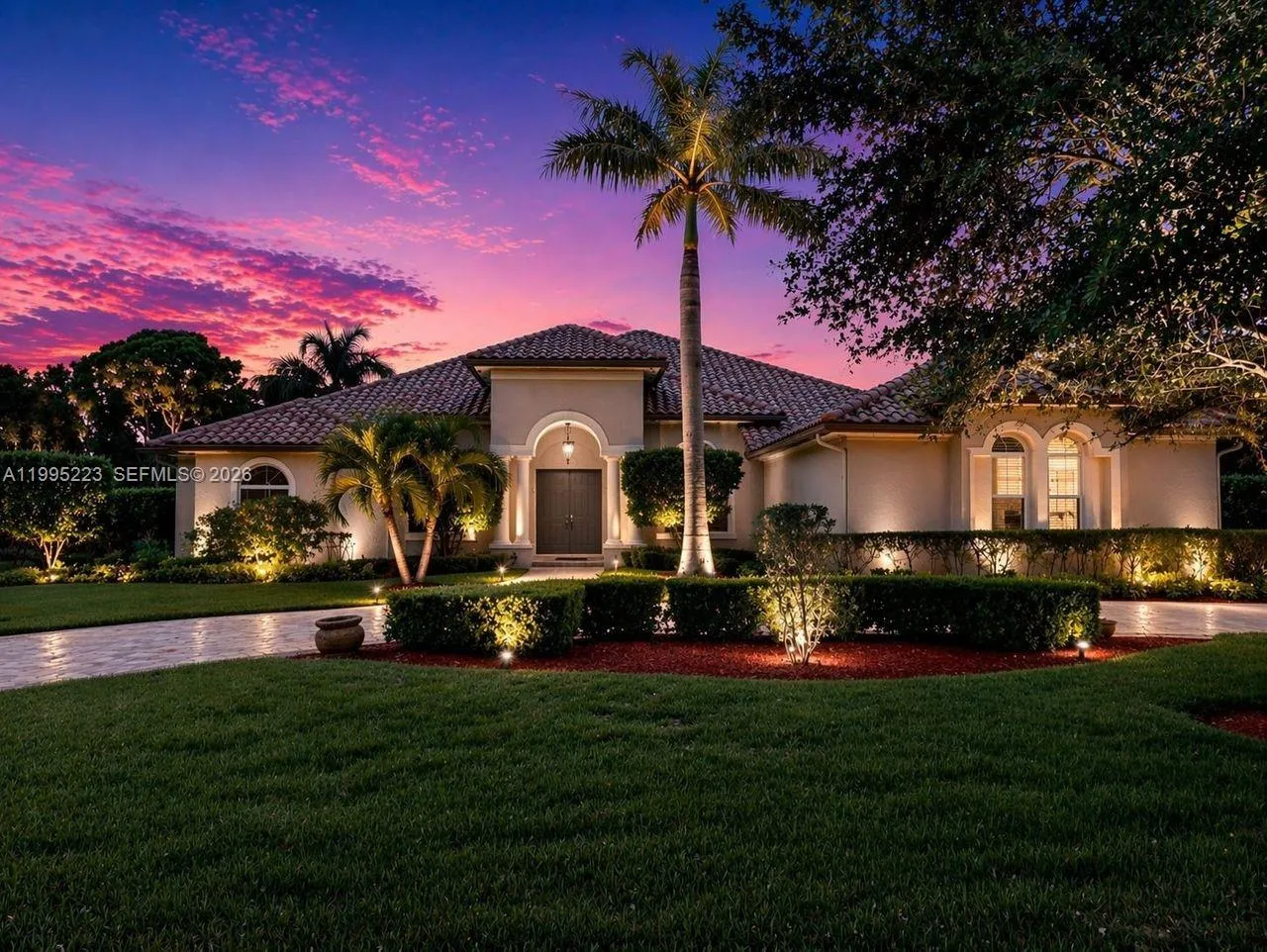 14401 N Jockey Cir N, Davie FL 33330