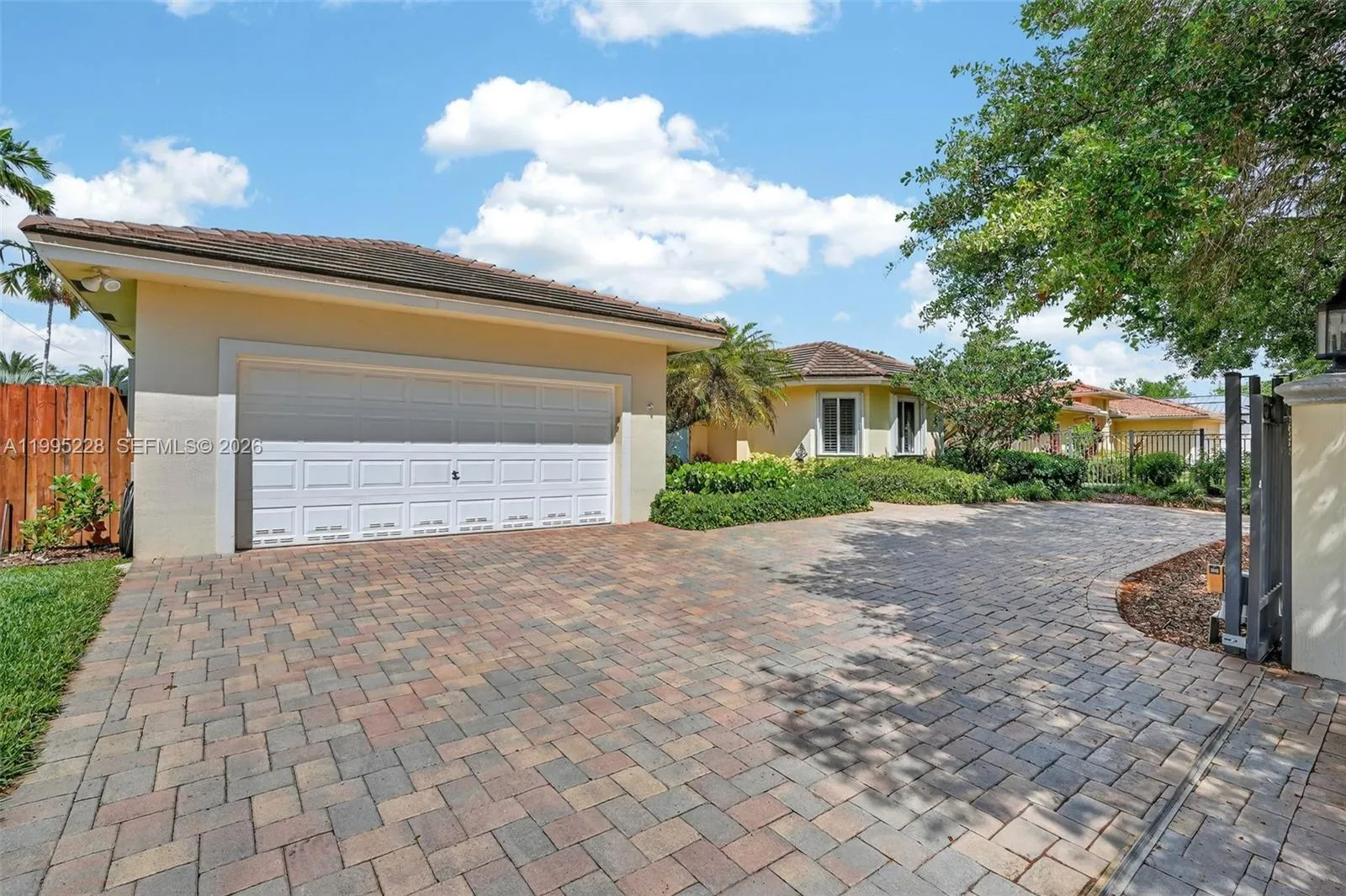 6462 SW 93rd Pl, Miami FL 33173