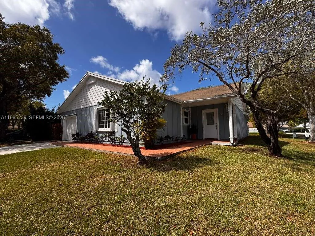 15032 SW 143rd Ave, Miami FL 33186