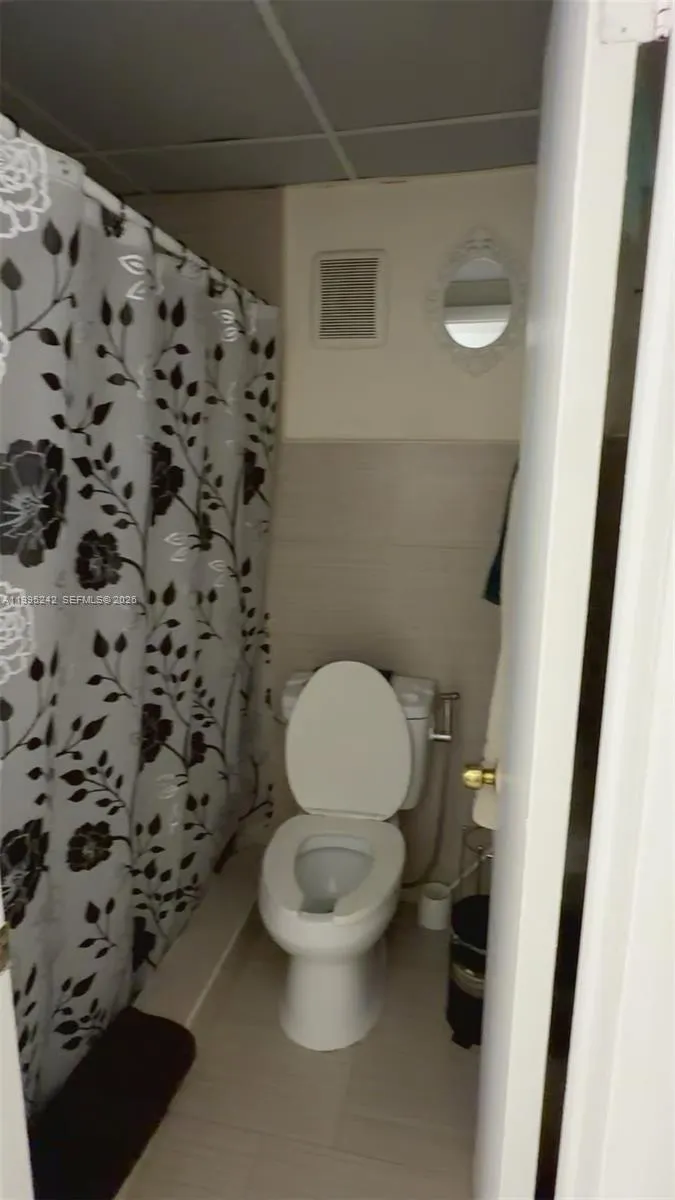 1225 W 35th St # 2A, Hialeah FL 33012