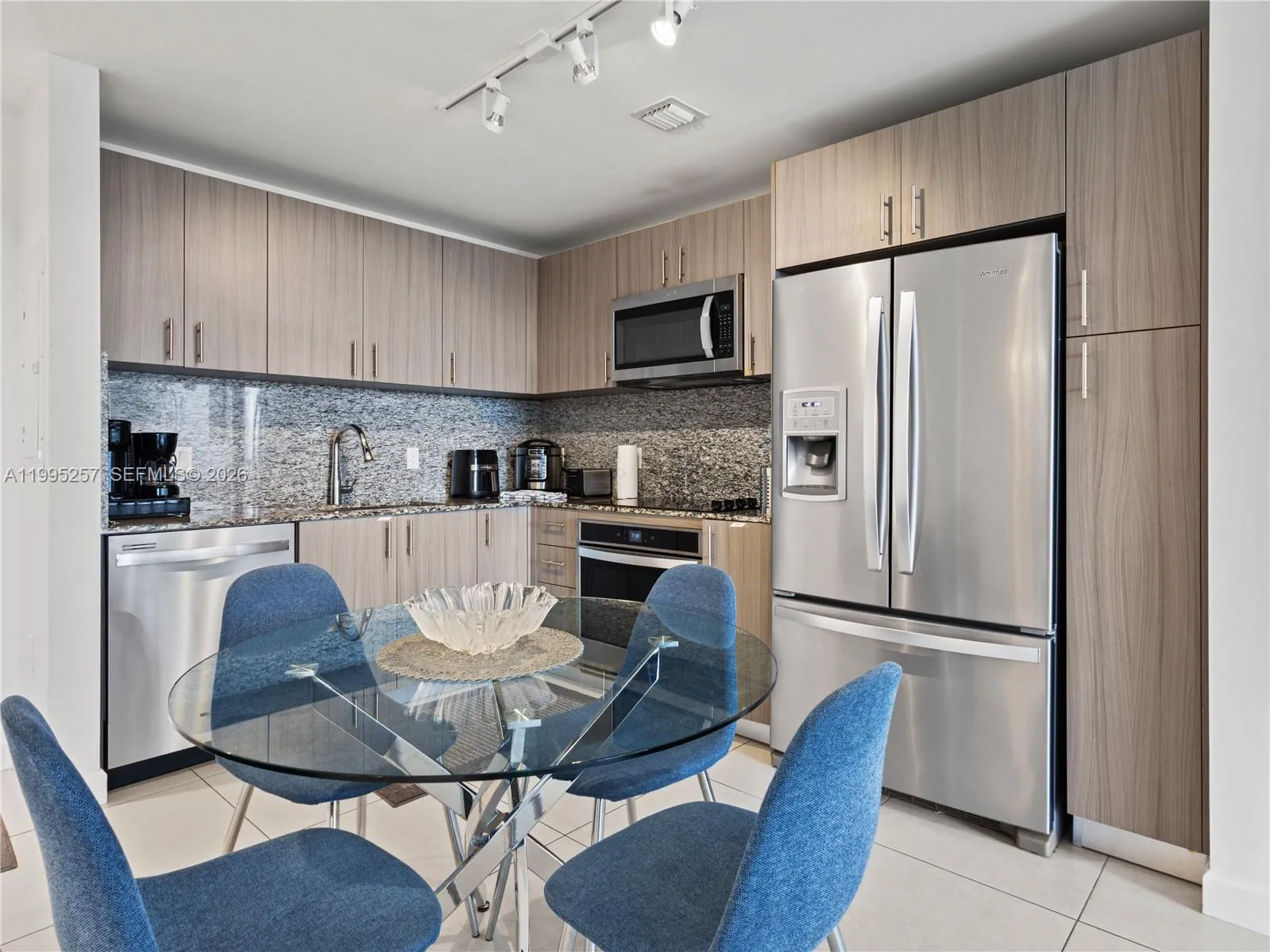 5350 NW 84th Ave # 614, Doral FL 33166