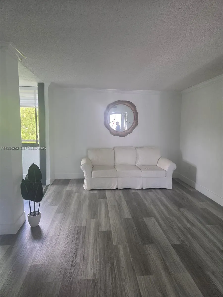 8365 SW 152nd Ave # 3, Miami FL 33193