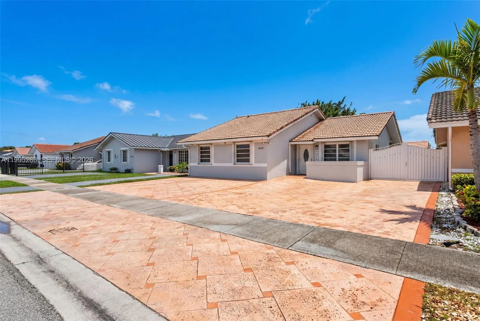 14747 SW 82nd St, Miami FL 33193