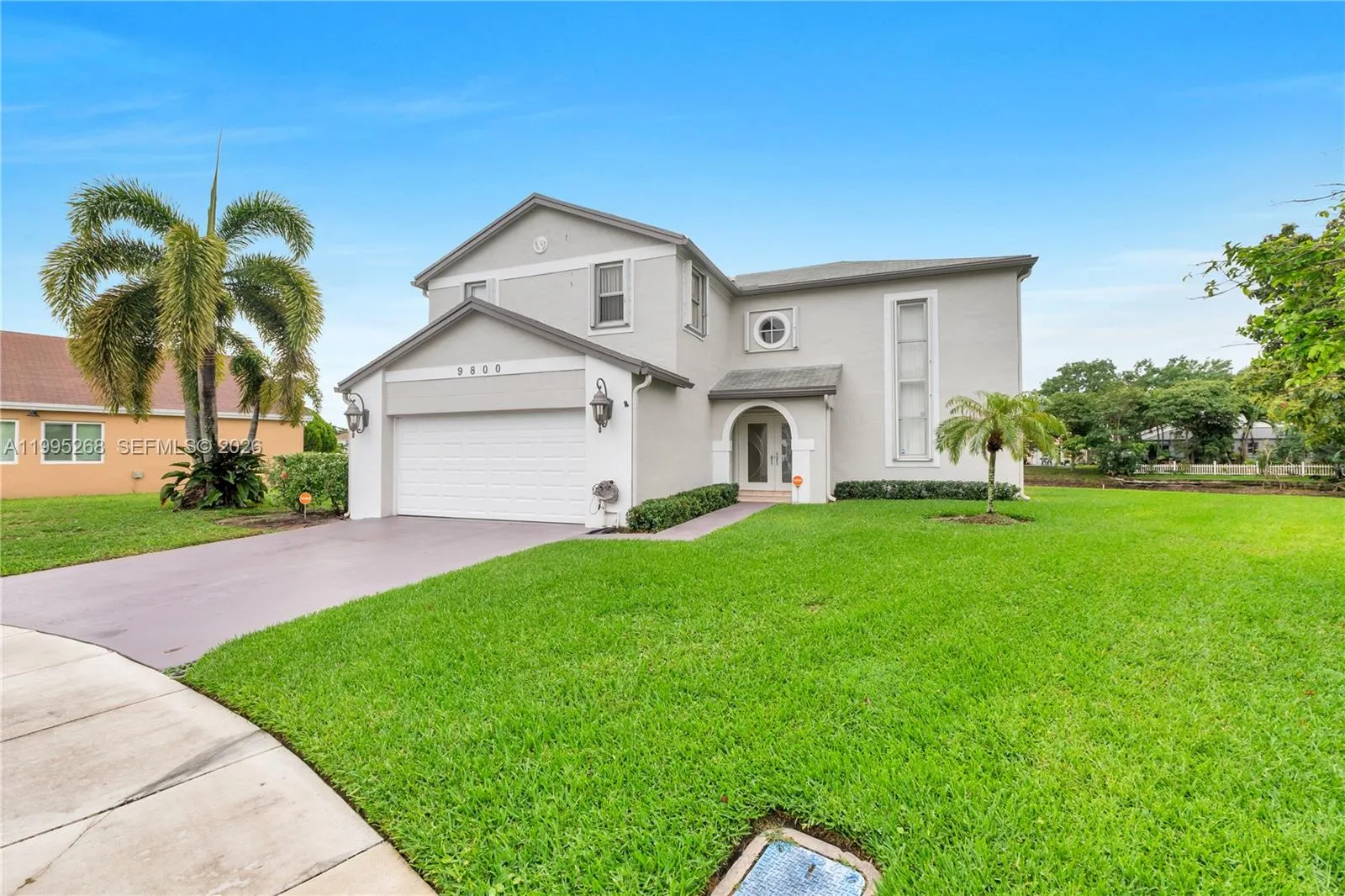 9800 Glacier Dr, Miramar FL 33025