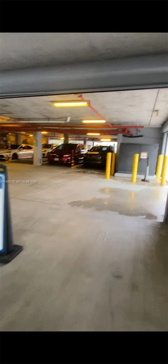 1215 W Ave Parking, Miami Beach FL 33139