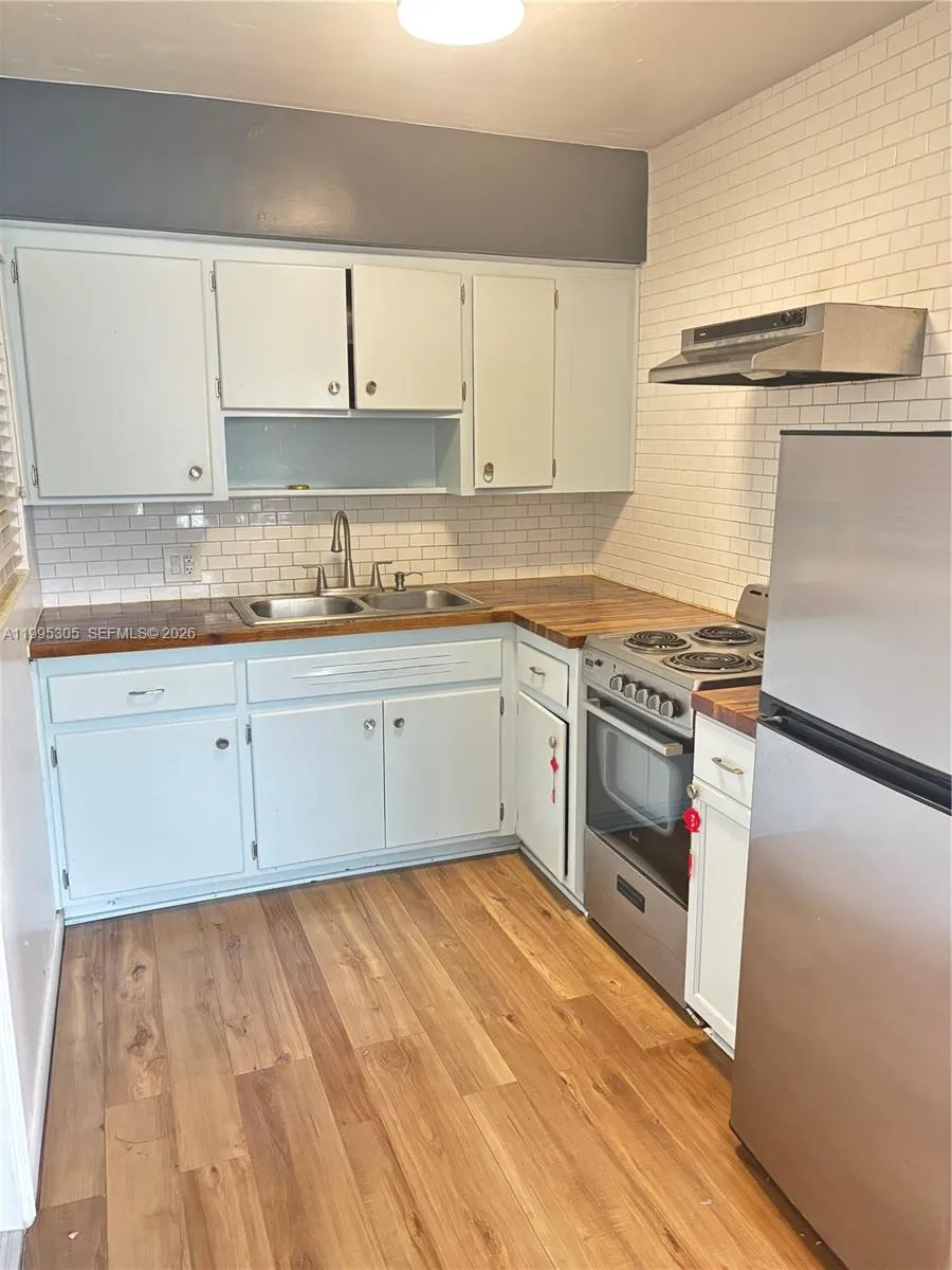 2951 SW 23rd St # 2, Miami FL 33145