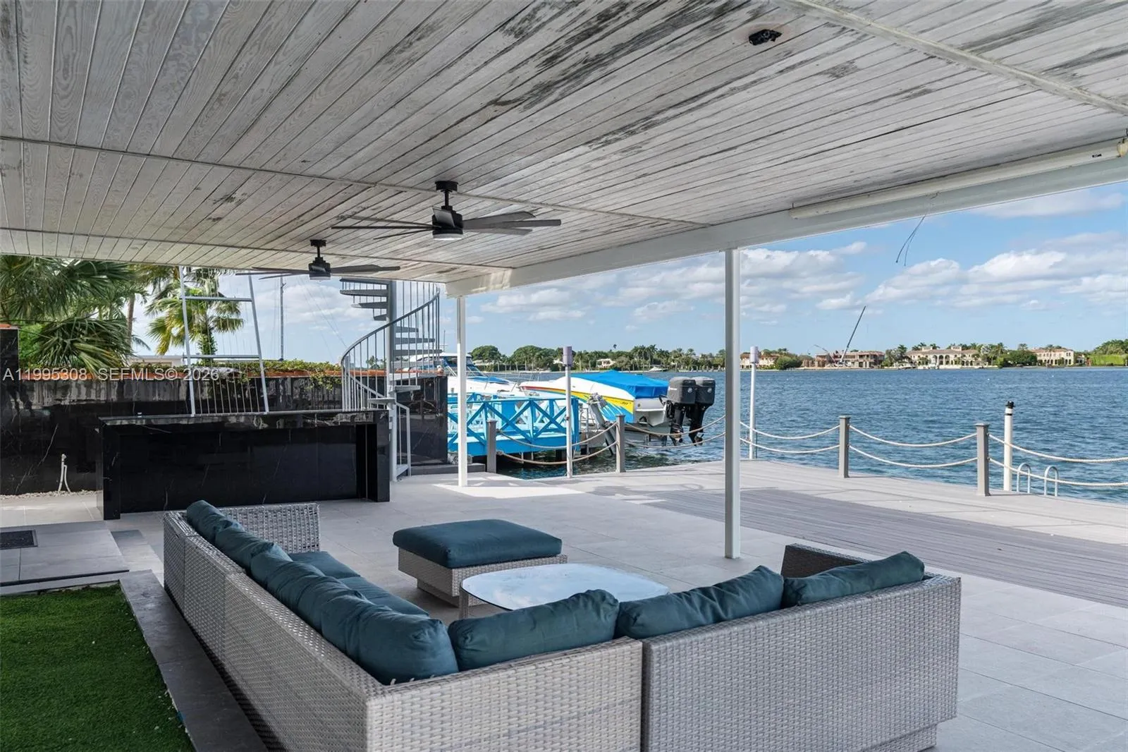 1055 Stillwater Dr, Miami Beach FL 33141