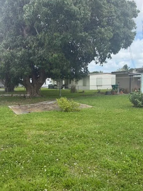 16300 NW 21st Ave, Miami Gardens FL 33054