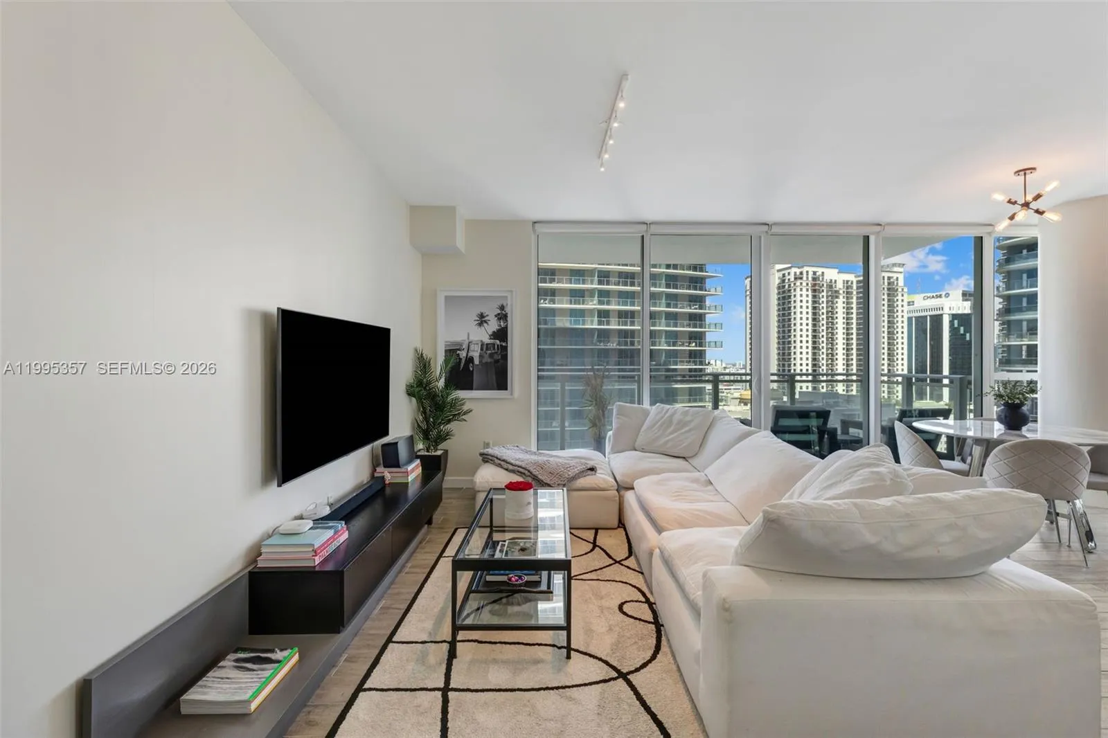 1080 Brickell Ave # 1909, Miami FL 33131