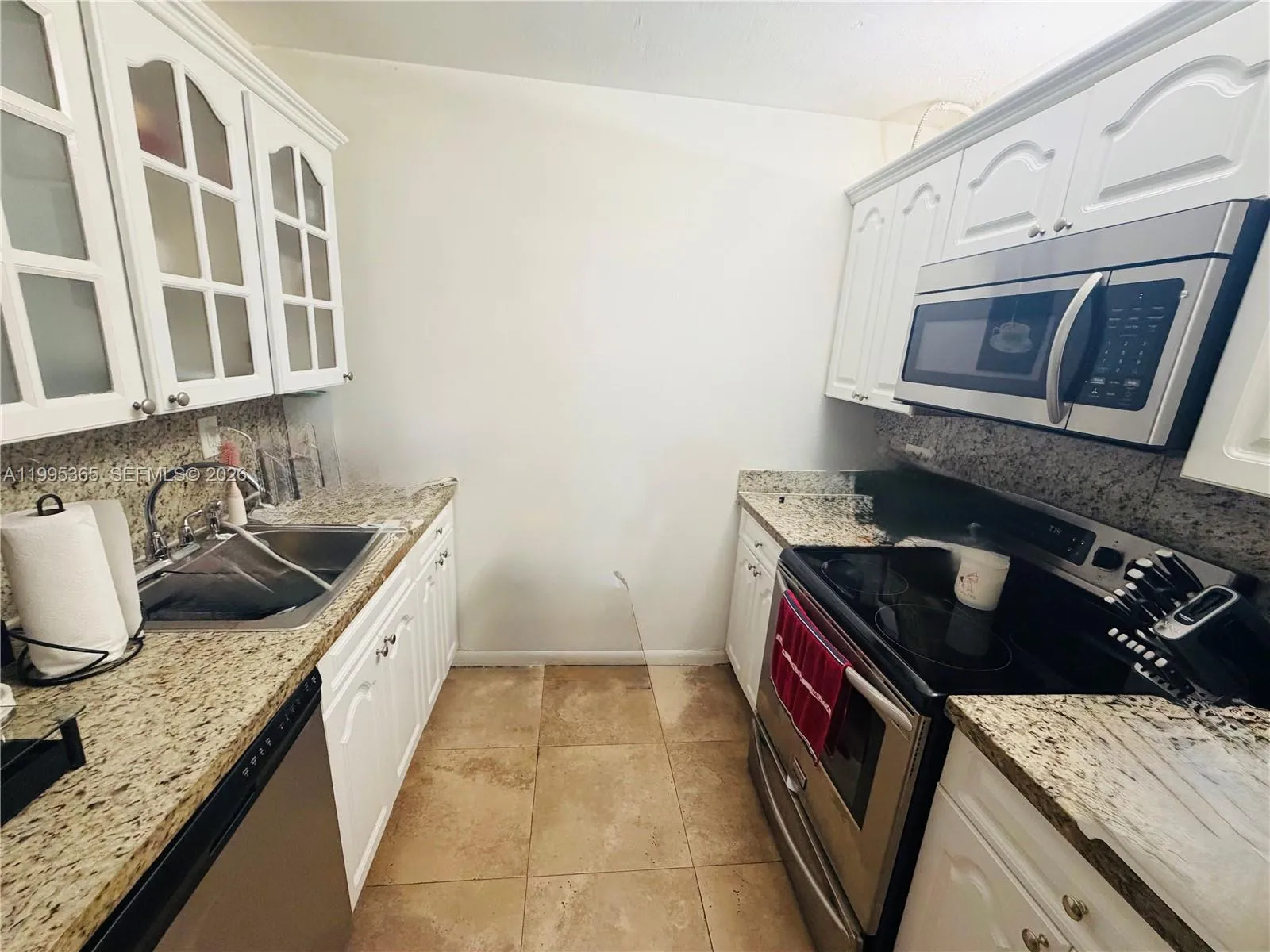 8200 SW 210th St # 113, Cutler Bay FL 33189