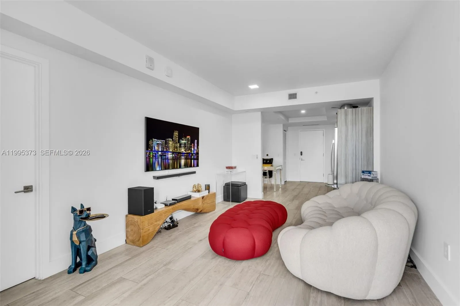 121 NE 34th St # 3003, Miami FL 33137