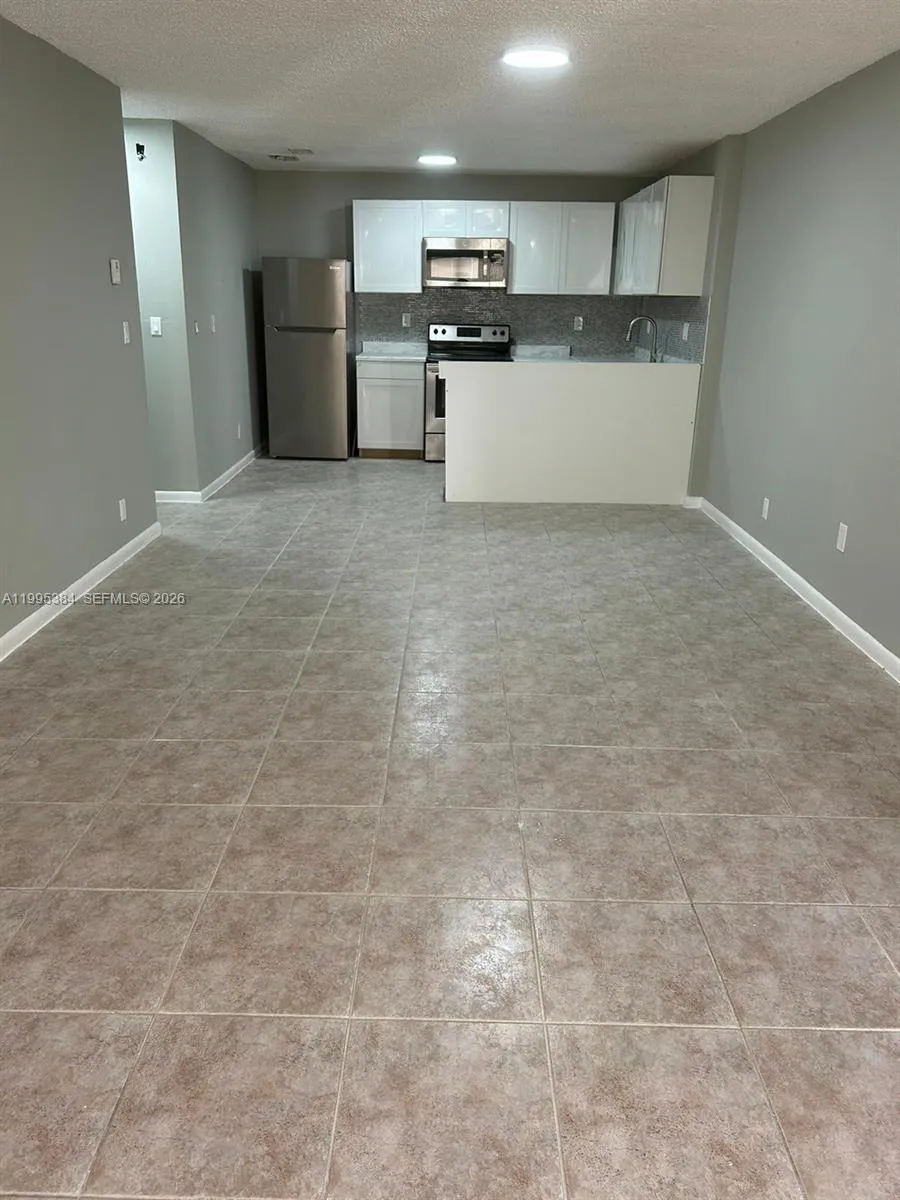 11542 NW 44th St # 0, Coral Springs FL 33065