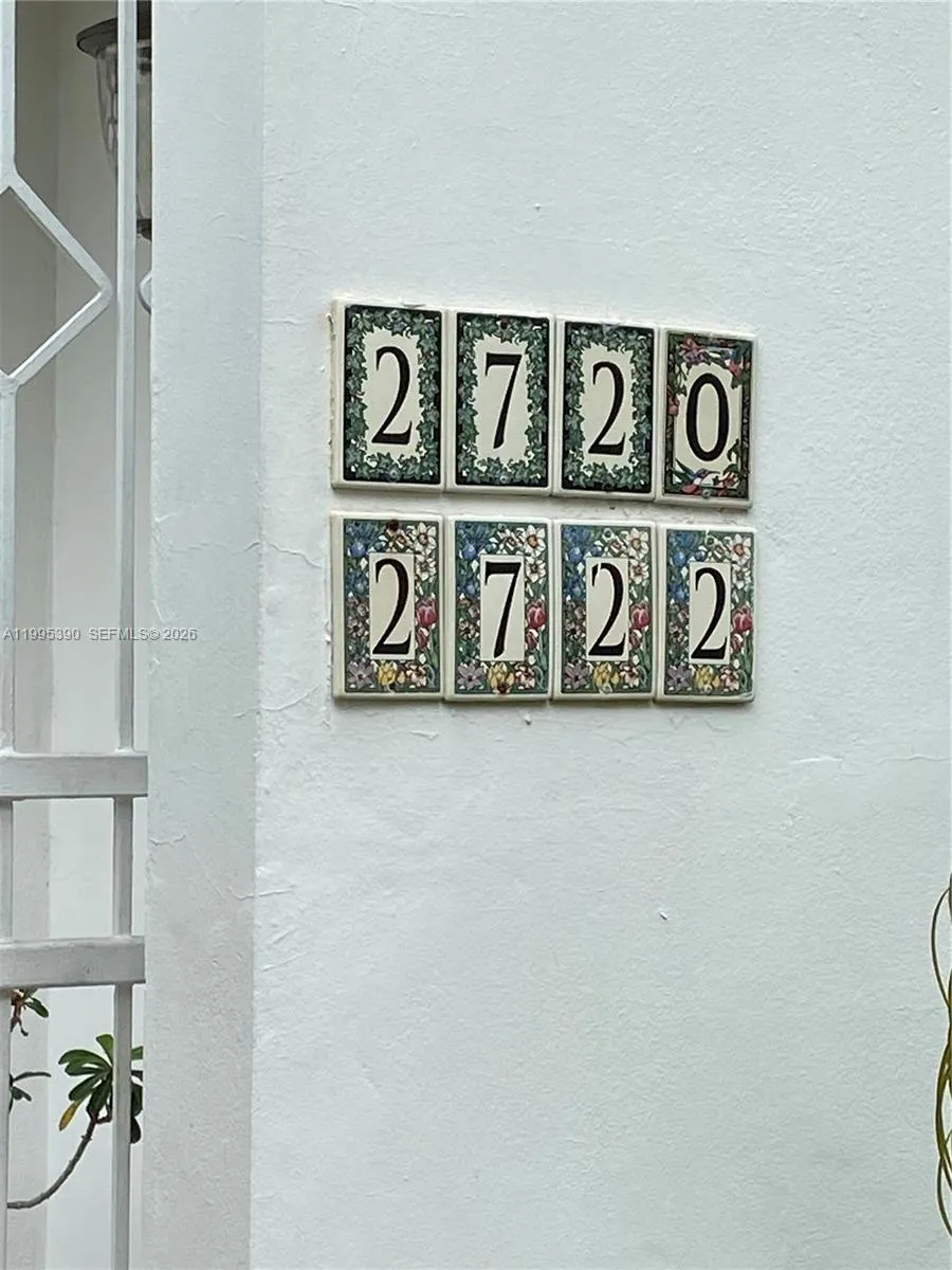 2720 S Le Jeune Rd # 2720, Coral Gables FL 33134