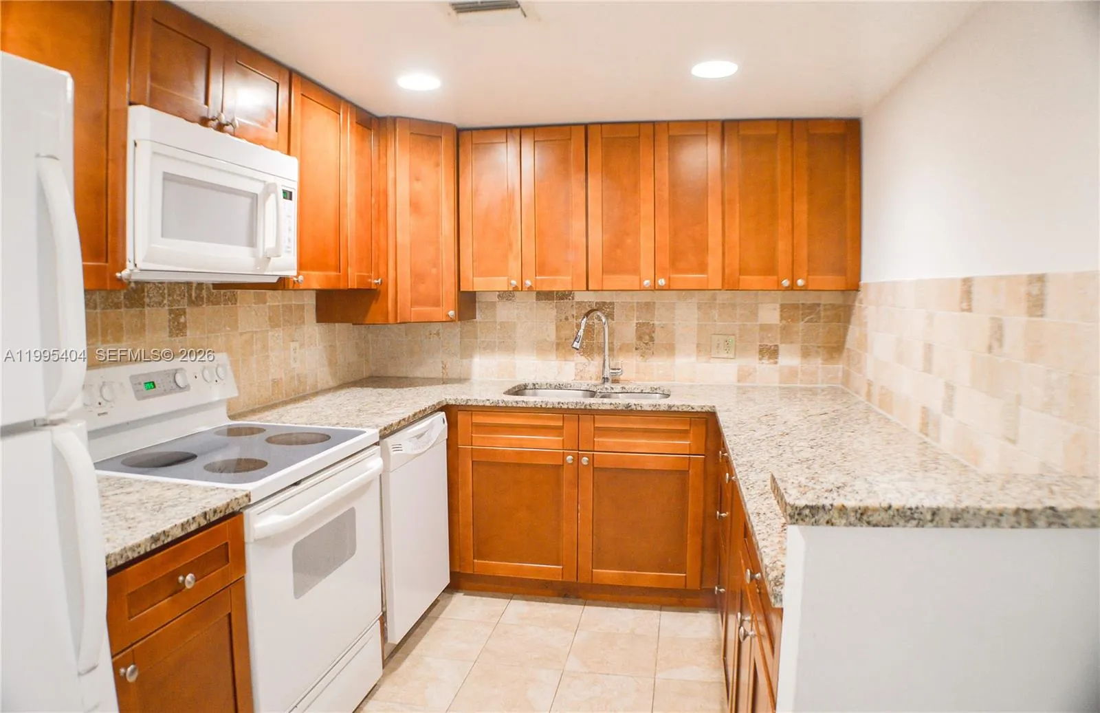 733 SE 1st Way # 206, Deerfield Beach FL 33441