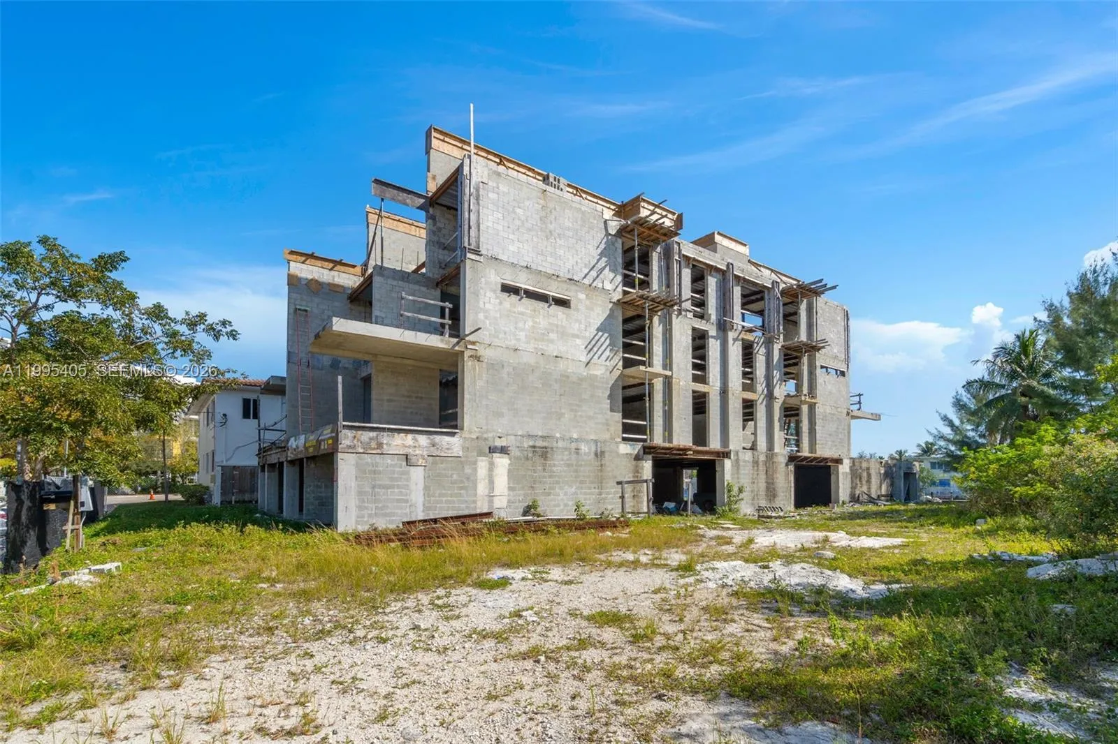 10 S Shore Dr, Miami Beach FL 33141