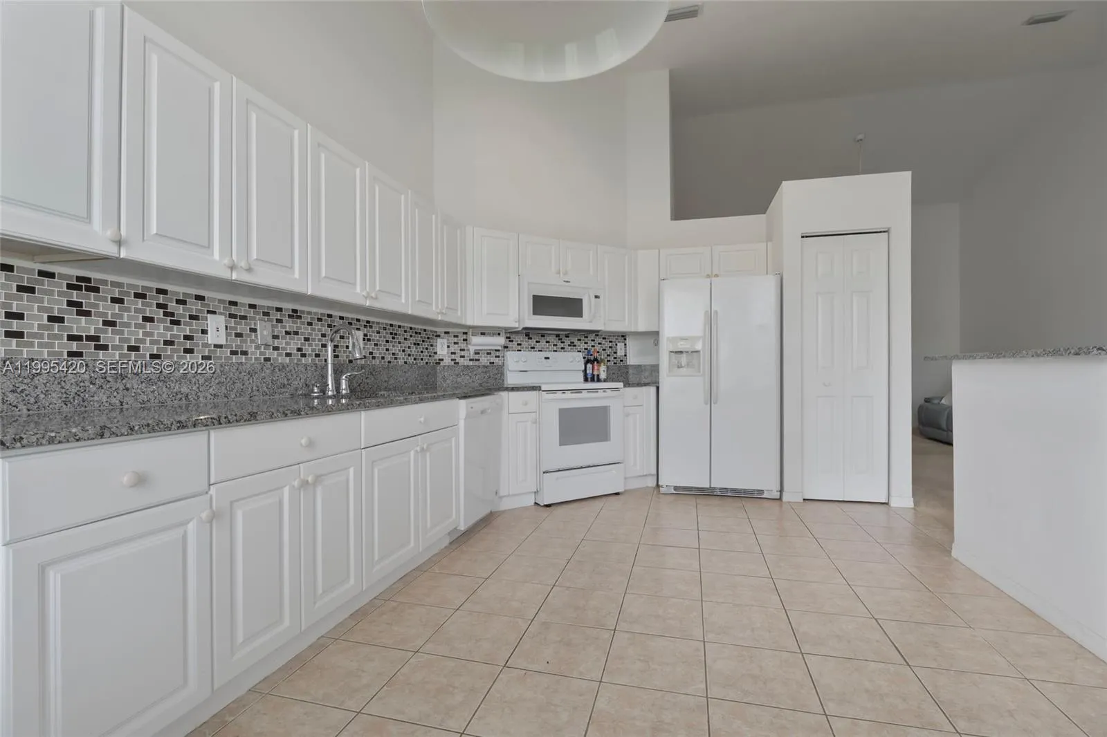 7501 S Aragon Blvd # 4, Sunrise FL 33313