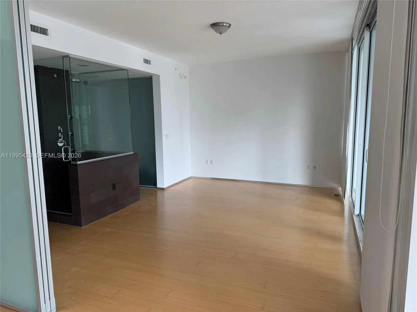 1040 Biscayne Blvd # 3008, Miami FL 33132